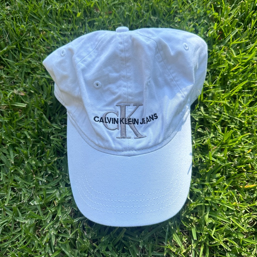 Calvin Klein Jeans Light Gray CK Embroidered Logo Cap